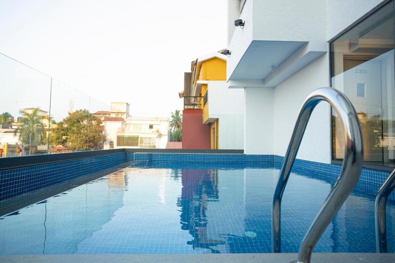 The Crescent Hotel Panaji Exterior foto